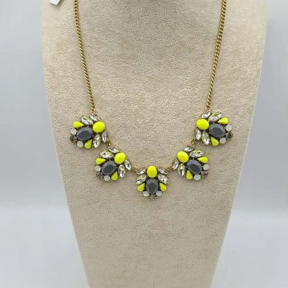 J Crew Factory Gray Yellow Resin Clear Crystal Statement Necklace NWT! NEW!